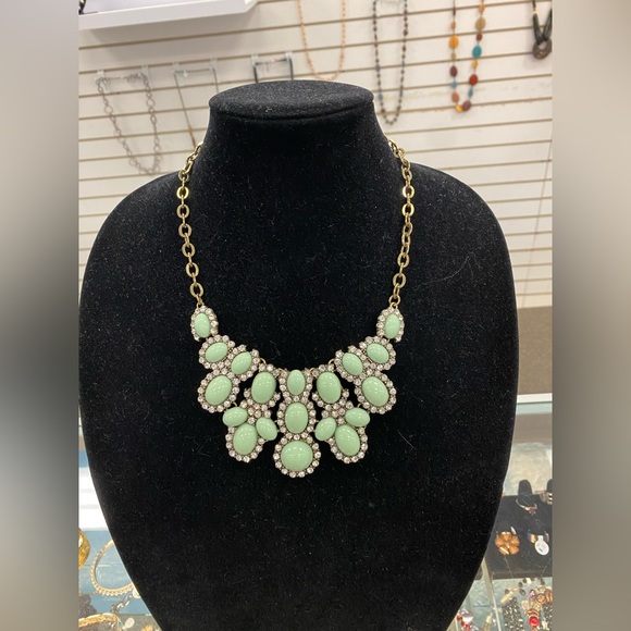 Cabochon Necklace in Opalesque Mint Green with Rhinestones Vintage Statement - Picture 2 of 6